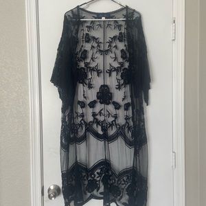 Francesca’s Lace kimono